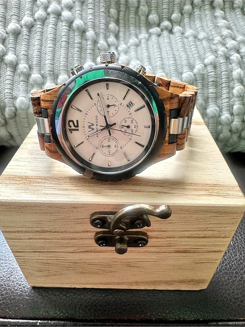 Avant Wood Royal Chrono "Pure White" Zebra Wood Watch-43mm